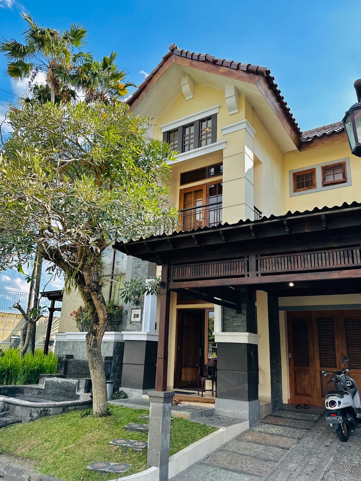 Kolam renang Abaia Villa Jogja